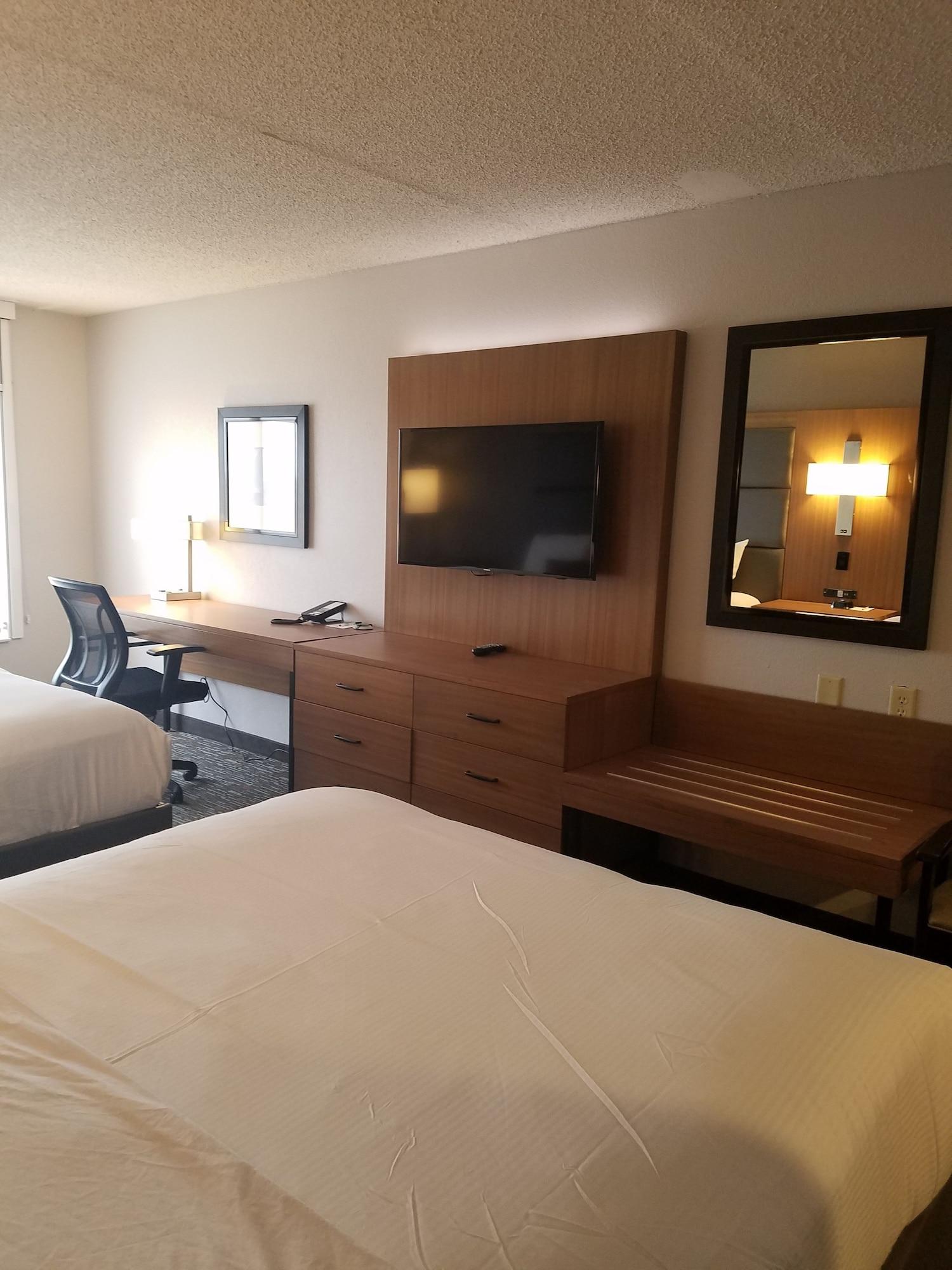 Wingate By Wyndham Cincinnati בלו אש מראה חיצוני תמונה