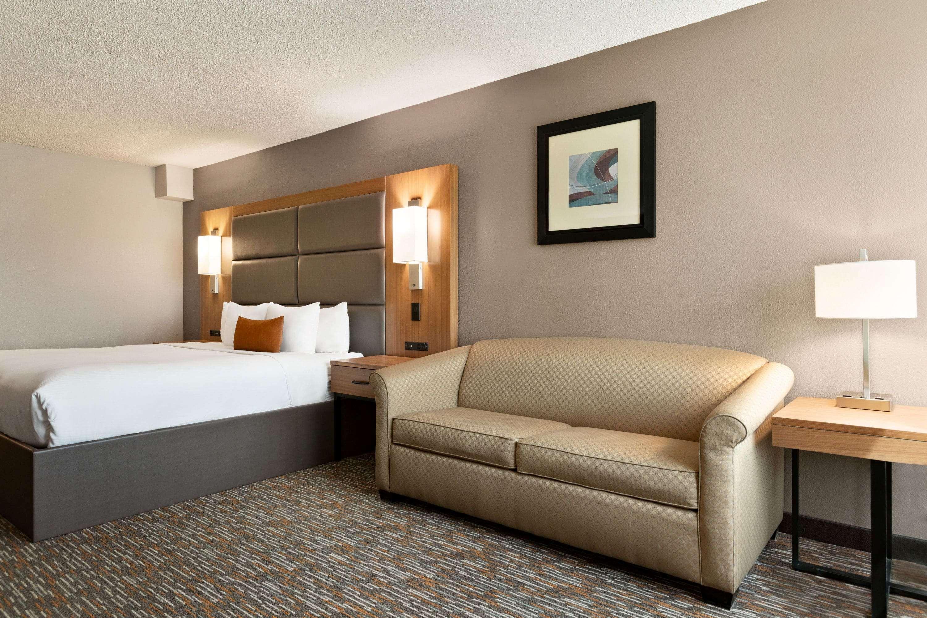 Wingate By Wyndham Cincinnati בלו אש מראה חיצוני תמונה