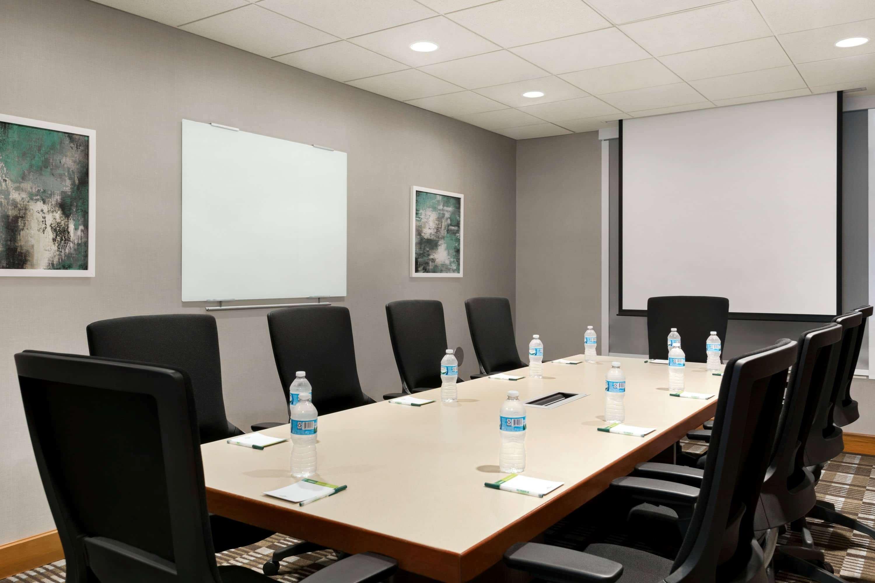 Wingate By Wyndham Cincinnati בלו אש מראה חיצוני תמונה