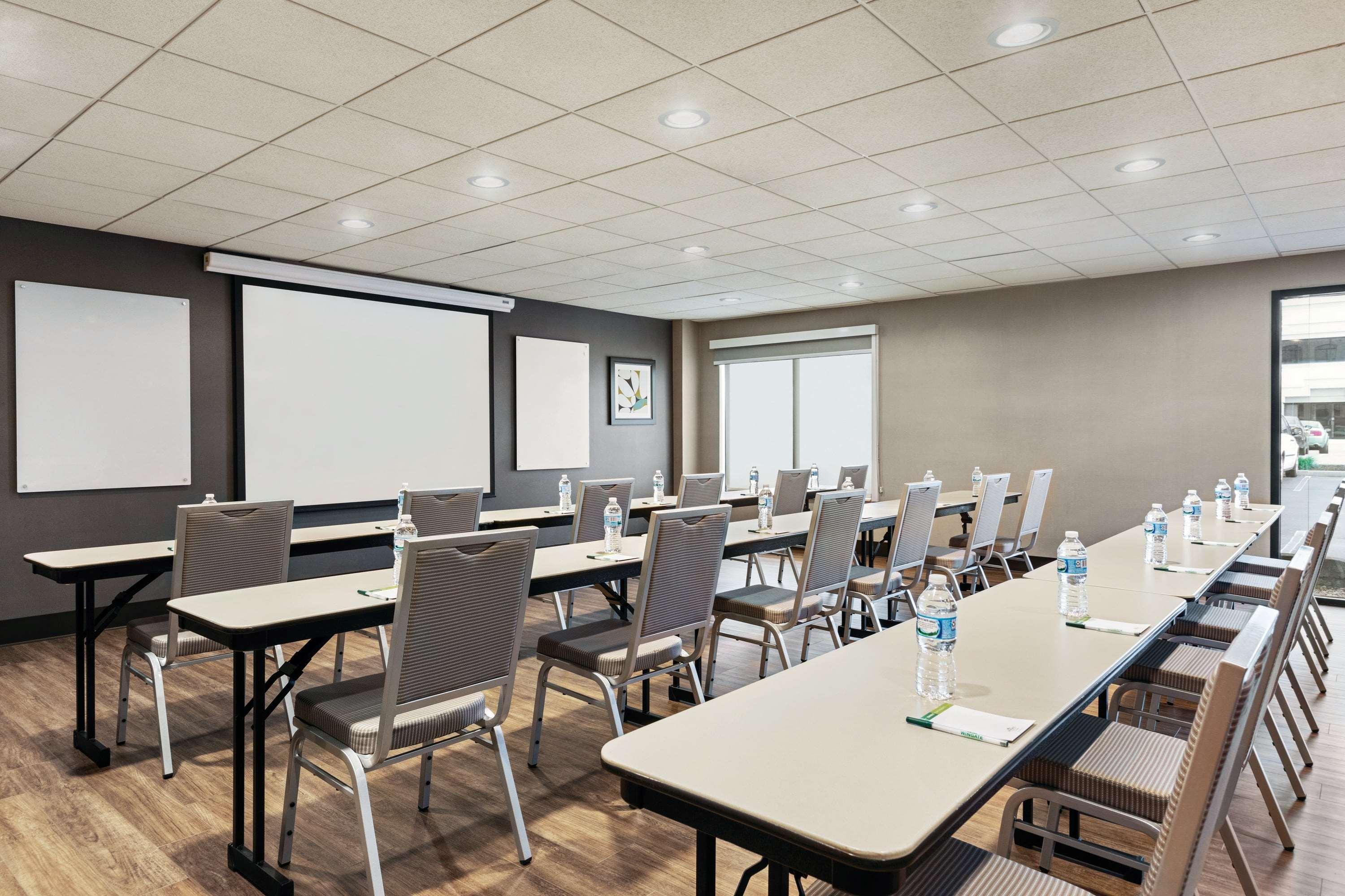 Wingate By Wyndham Cincinnati בלו אש מראה חיצוני תמונה