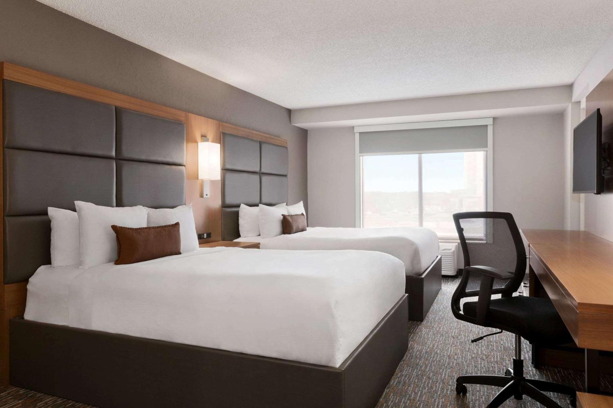 Wingate By Wyndham Cincinnati בלו אש מראה חיצוני תמונה