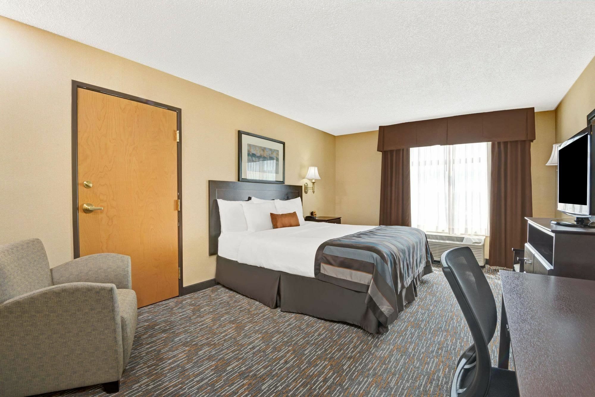 Wingate By Wyndham Cincinnati בלו אש מראה חיצוני תמונה