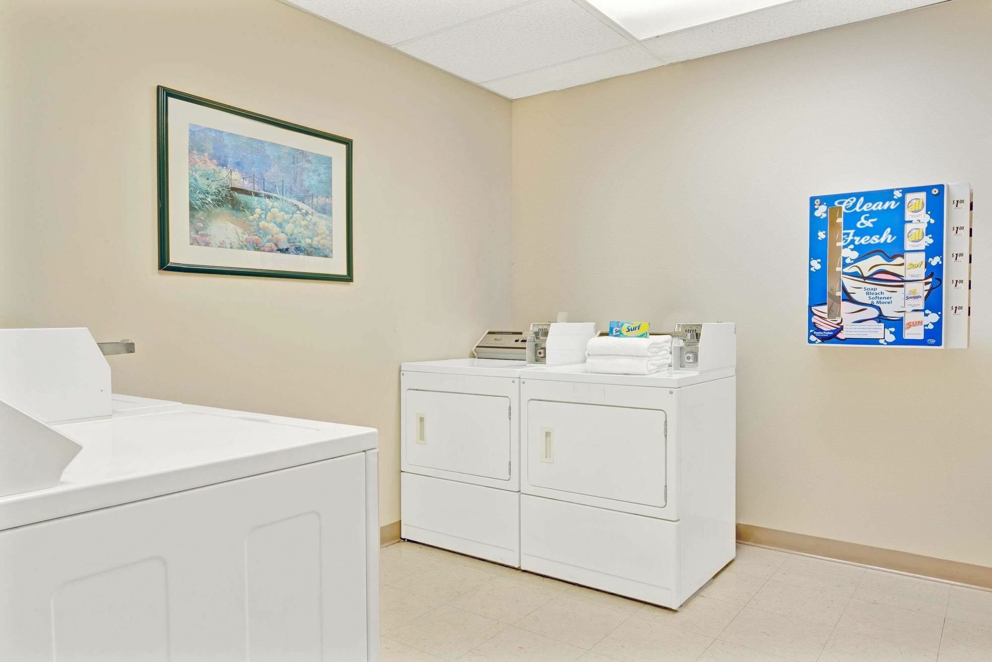 Wingate By Wyndham Cincinnati בלו אש מראה חיצוני תמונה