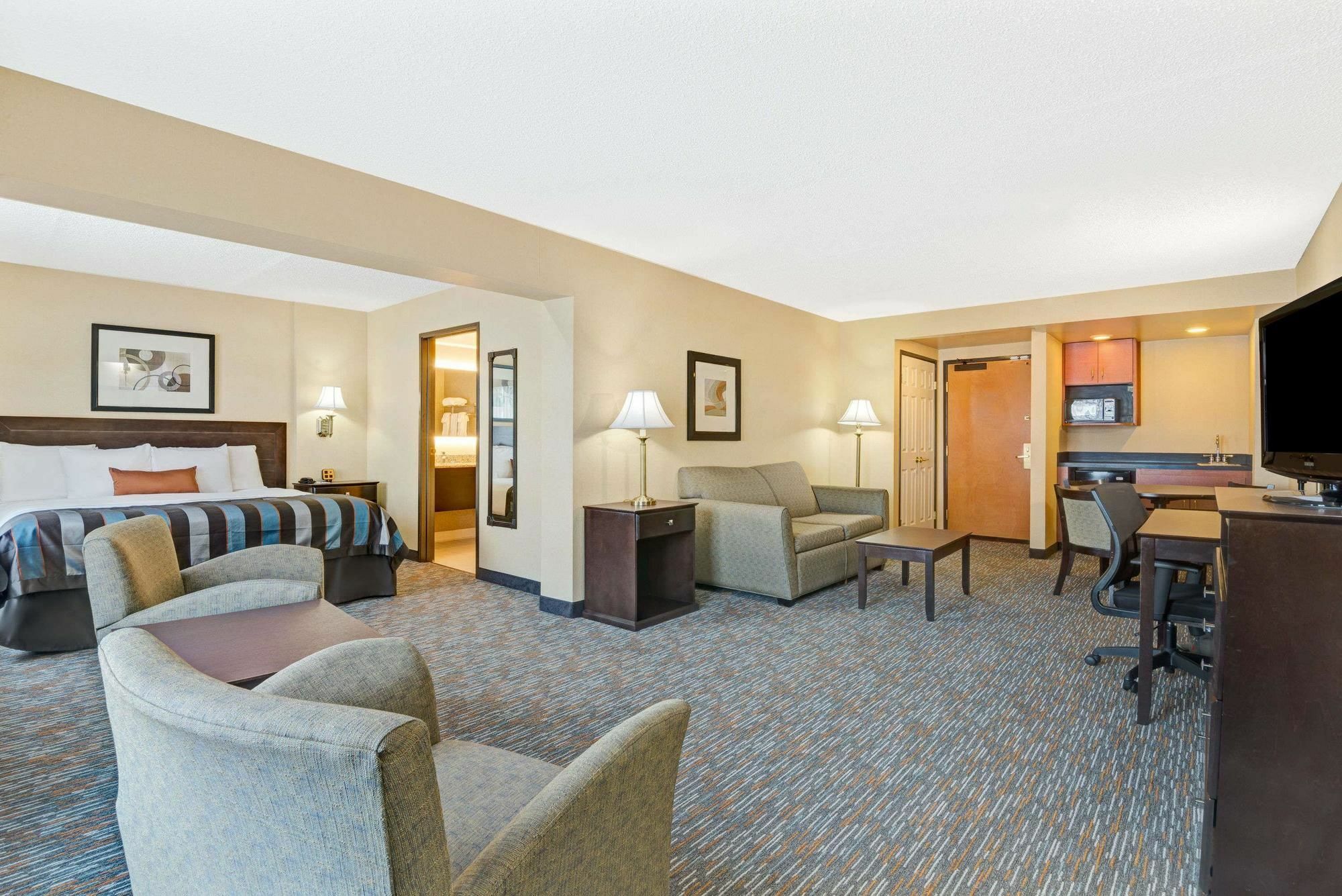 Wingate By Wyndham Cincinnati בלו אש מראה חיצוני תמונה