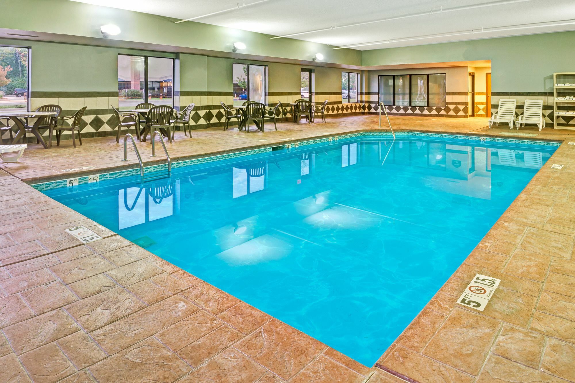 Wingate By Wyndham Cincinnati בלו אש מראה חיצוני תמונה